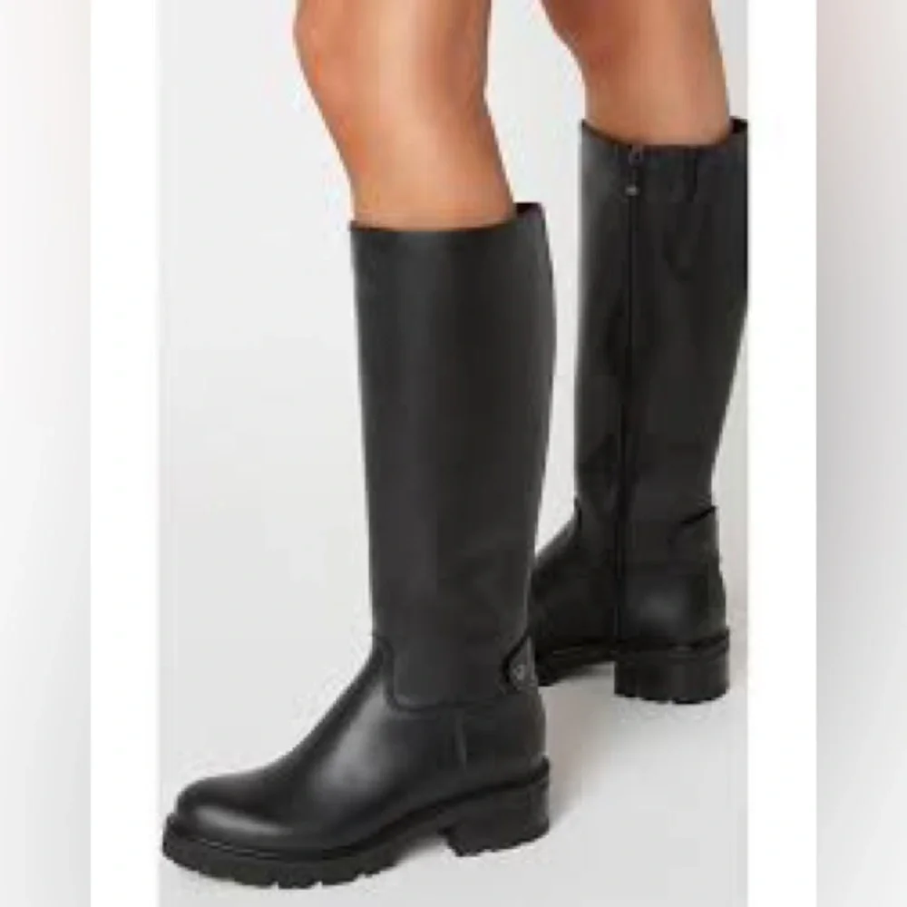 La Canadienne NWOT Cava Waterproof Black Leather Boots Sz 6.5 - Picture 1 of 11